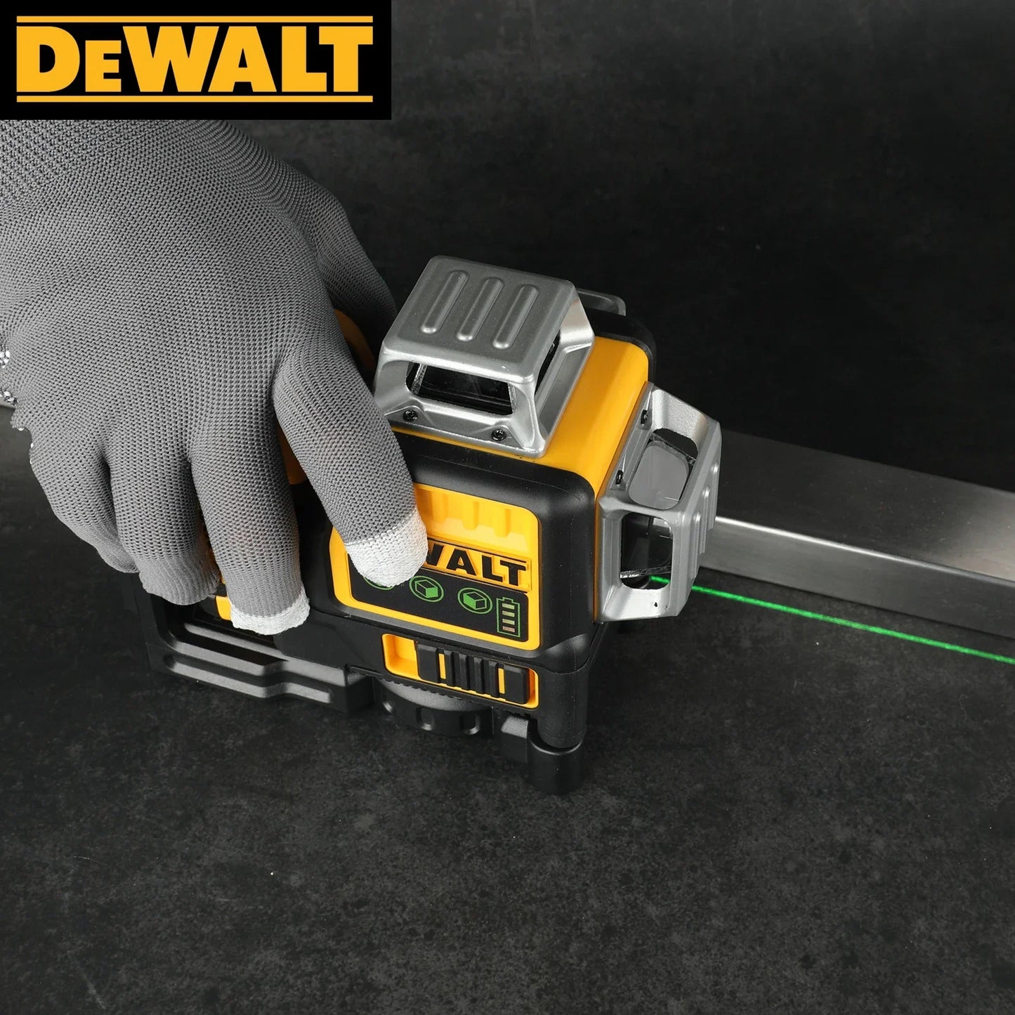 DEWALT DW089LG 3 Sides 360 Degree Laser Level Green Beam