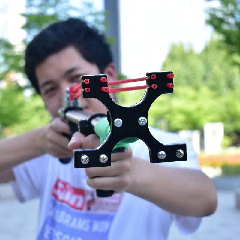 Piaoyu Outdoor Telescopic Slingshot With Laser Sight Hunting Kit