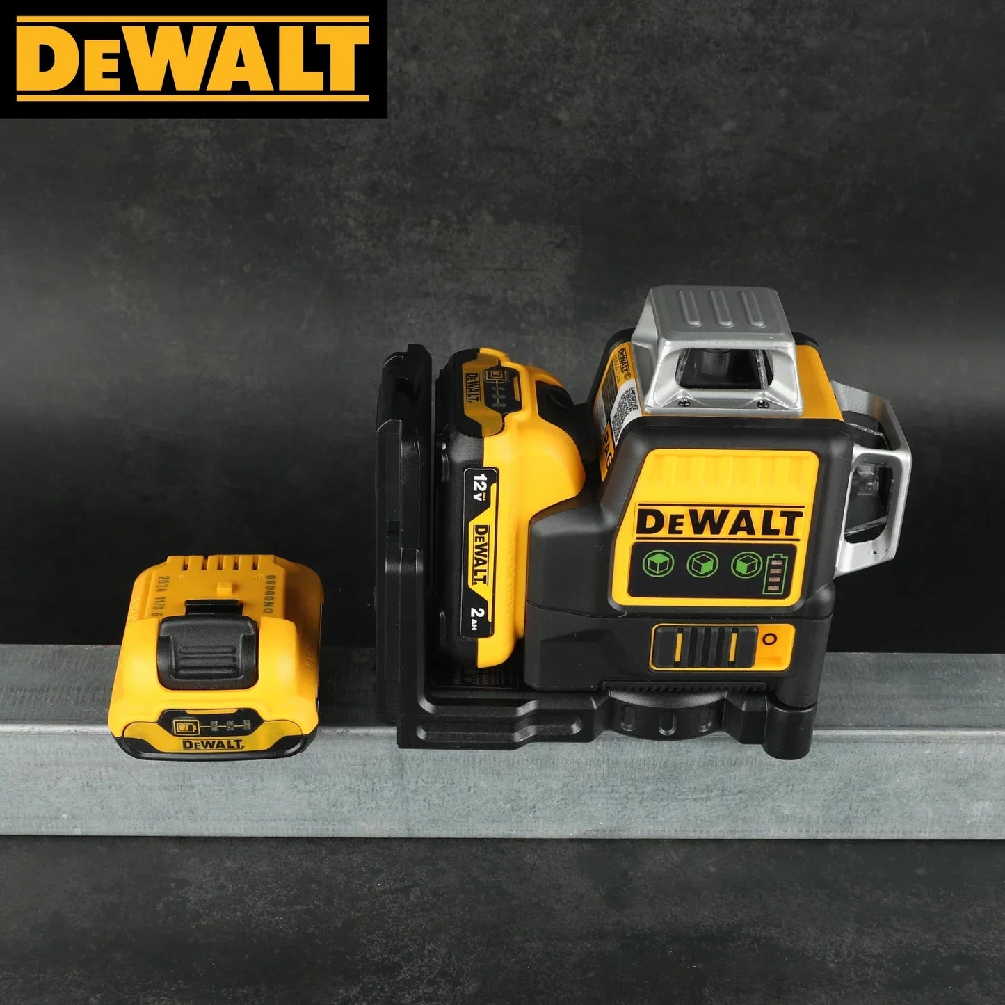 DEWALT DW089LG 3 Sides 360 Degree Laser Level Green Beam
